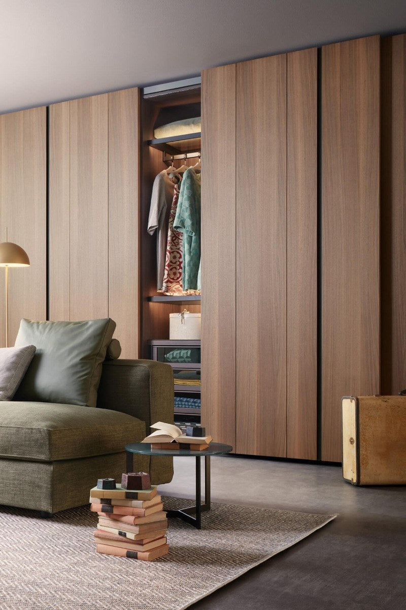 Custom Wardrobe Tailored Storage Solution for Bedrooms Walk In Closets?