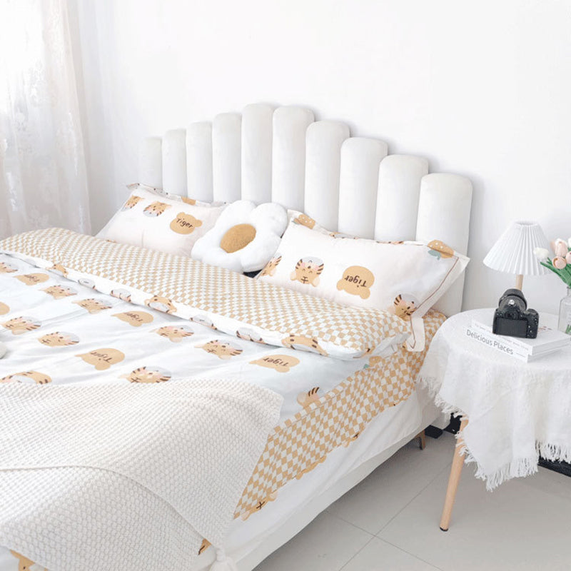 Bed Frame Velvet Fabric Platform Bed Thick Padded Headboard Premium Wooden Frame Bedroom