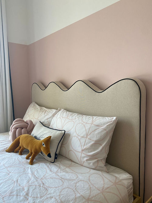 MAPLE HOME DECORATION Wavy Headboard Upholstered Bed Frame - Custom Sizes
