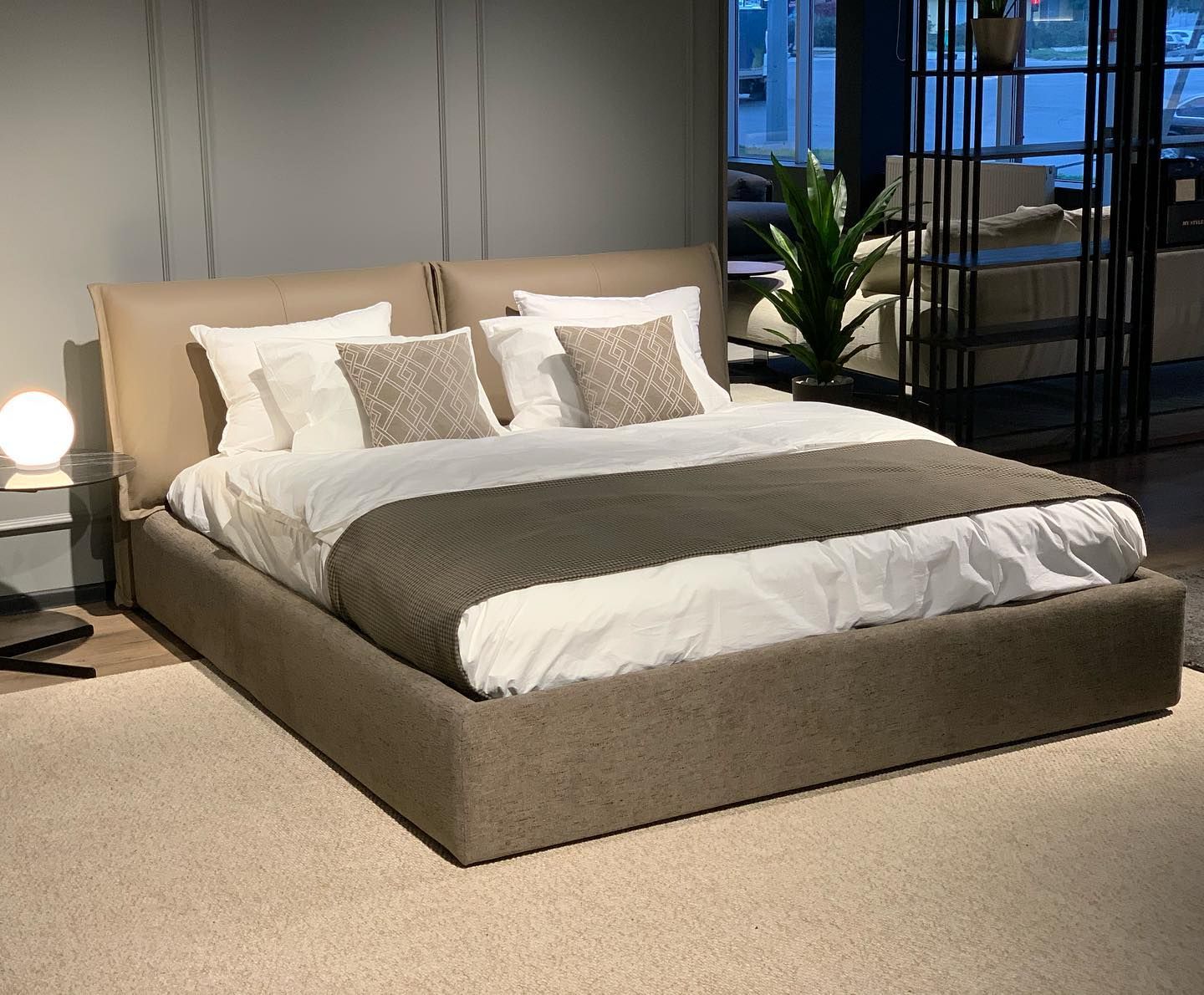 MAPLE HOME Custom Upholstered Bed Frame ¨C Modern Style with Leather/Velvet/Fabric Options