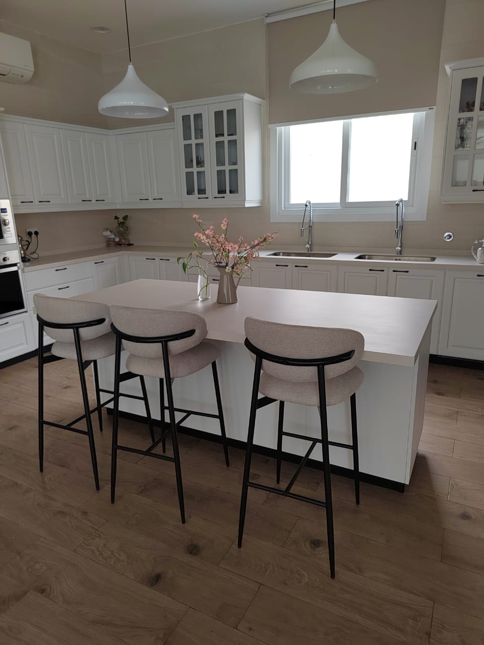 High Bar Stool 75cm Legs Stable Stylish Seating