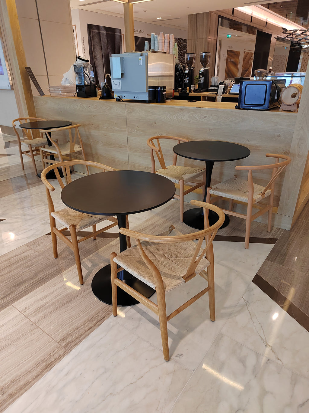 Compact Dining Table , 2-6 Seater for Home & Small Restaurants, Round 80cm, Space-Saving Design