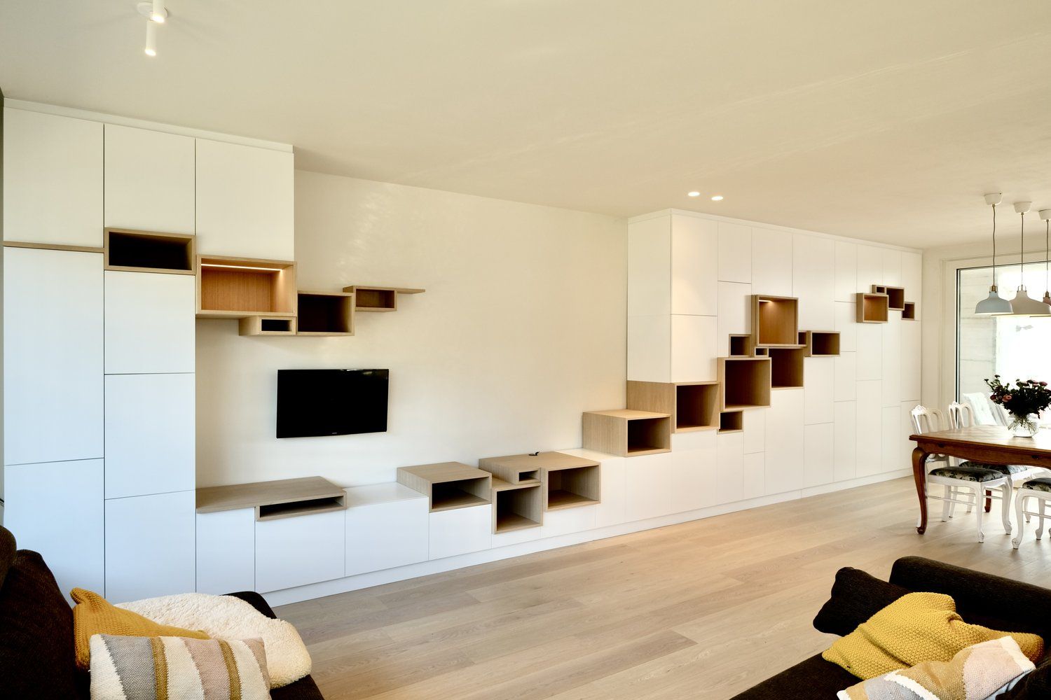 storage-room-cabinet-81