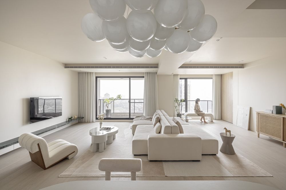 Maple Home Upholstered Sofa Set ?¡ìC Custom Sizes & Colors,UAE-Made