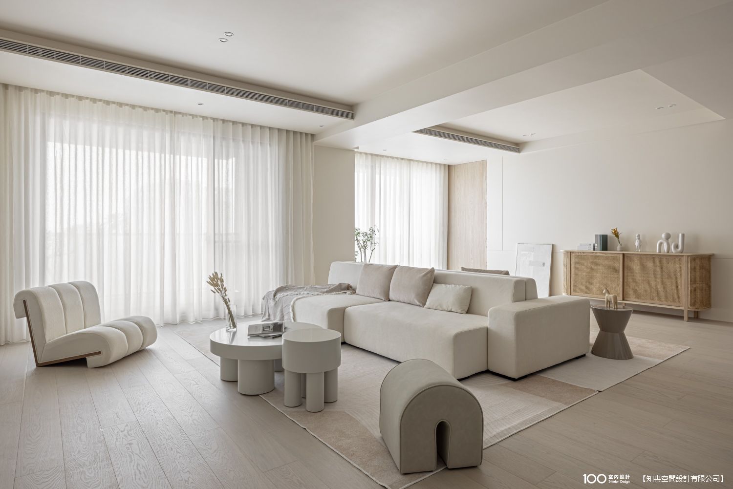 Maple Home Upholstered Sofa Set ?¡ìC Custom Sizes & Colors,UAE-Made