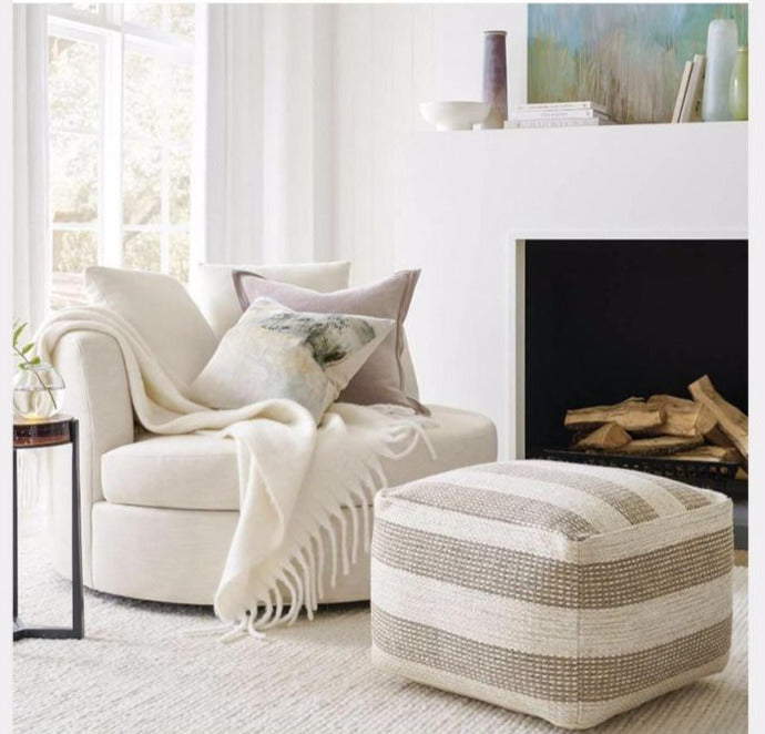 Custom Single Sofa Chair Personalized Leisure Seating for Home Living Spaces