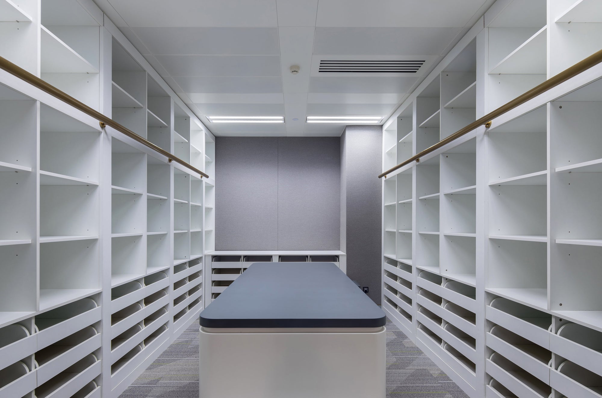storage-room-cabinet-16