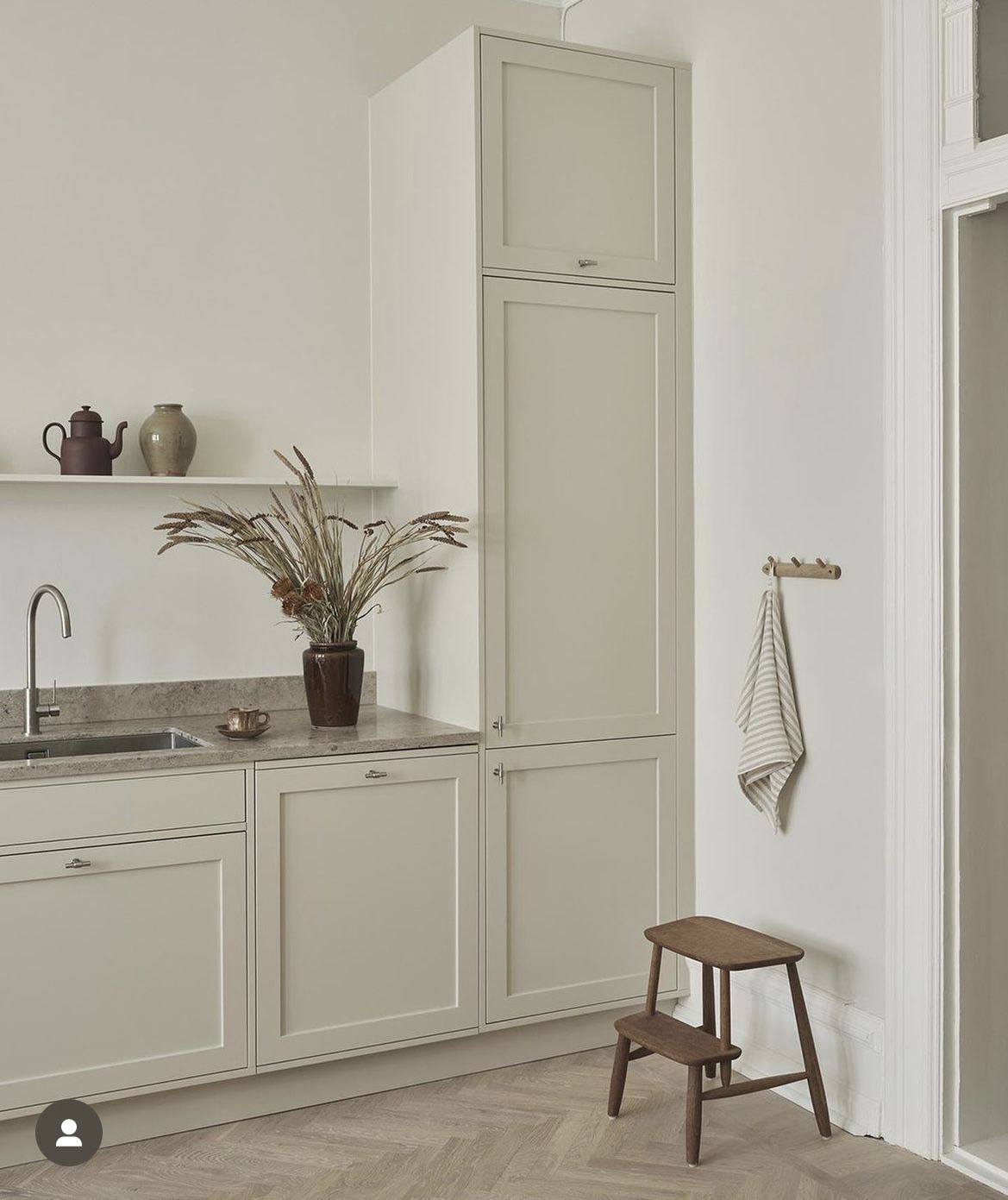 storage-room-cabinet-20